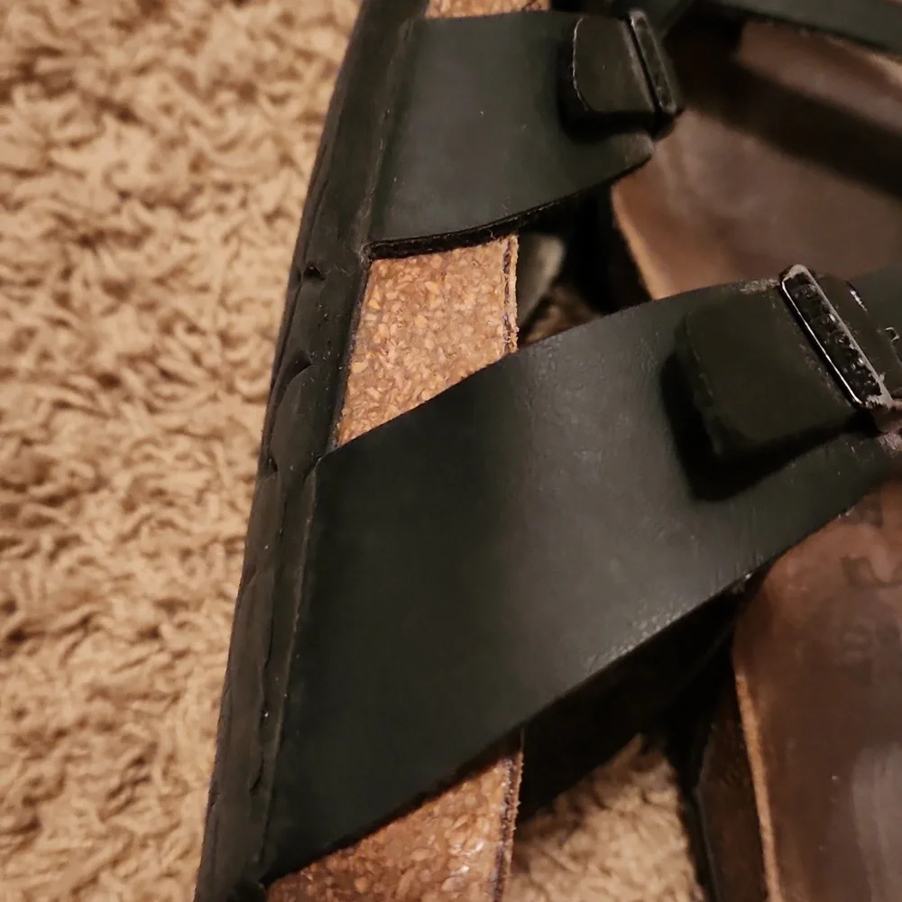 Birkenstock Women's Black Sandals Size EUR 40 - Picture 16 of 16